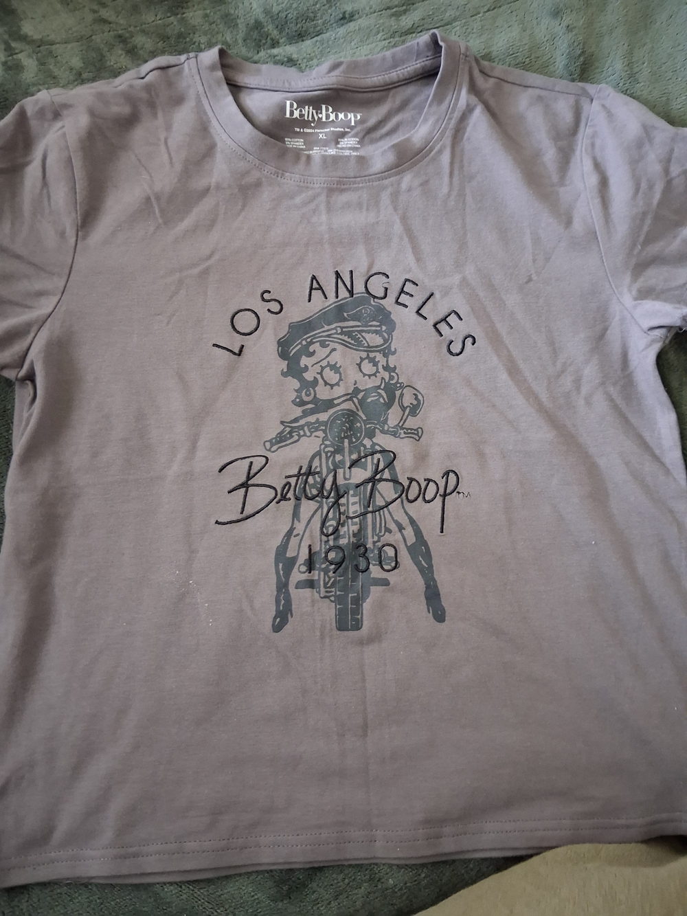 Betty Boop Lavender Gray Los Angeles Graphic Tee